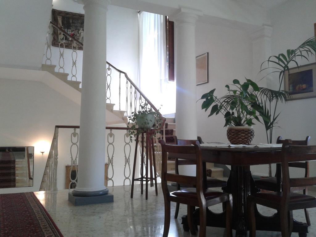 Roma Hotel 3*