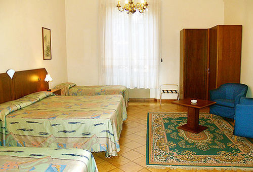 Roma 3*